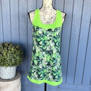 Tek Gear Vibrant Green Floral Tank Top Large